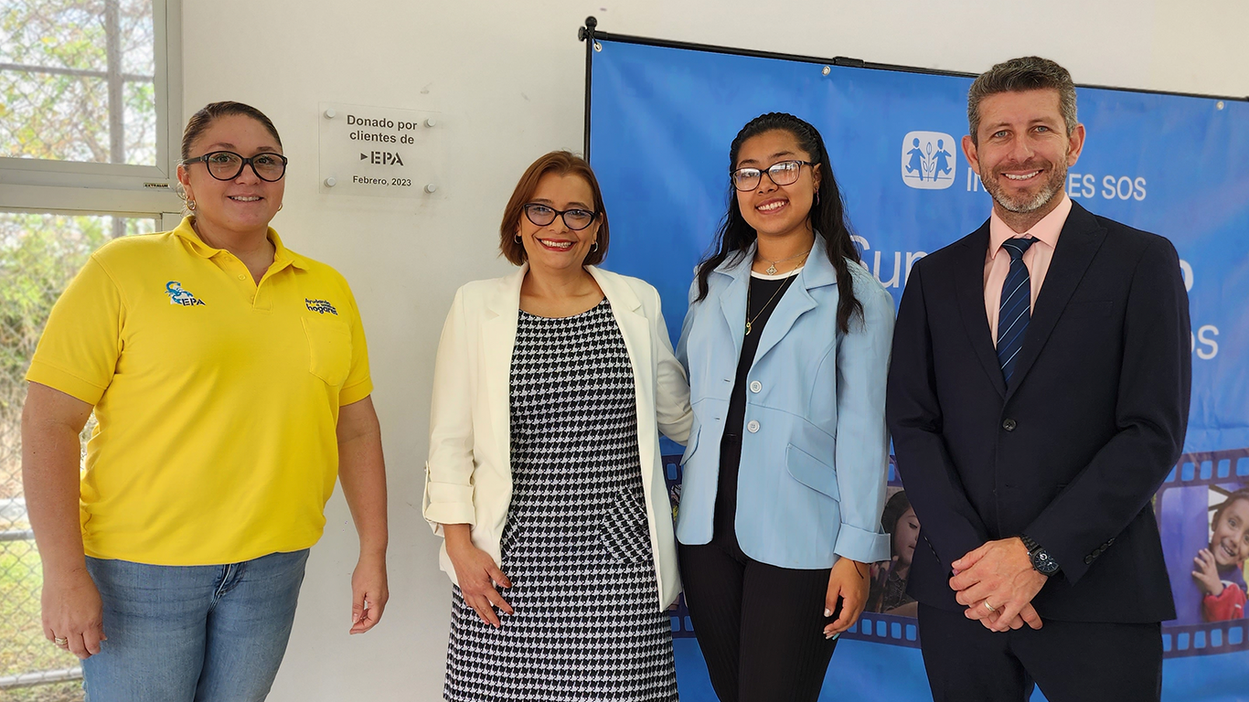Inauduración con EPA del Centro de Formación de Aldeas Infantiles SOS