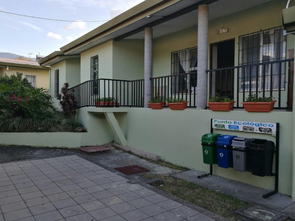 LANCO embelleció 10 viviendas en alternativa de cuido